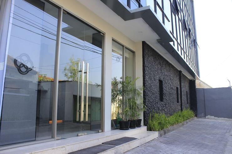 Pembangunan Hotel Horizon Solo